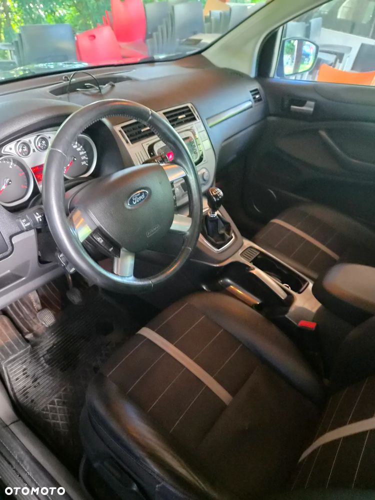 Ford Kuga 2.0 TDCi Titanium - 17