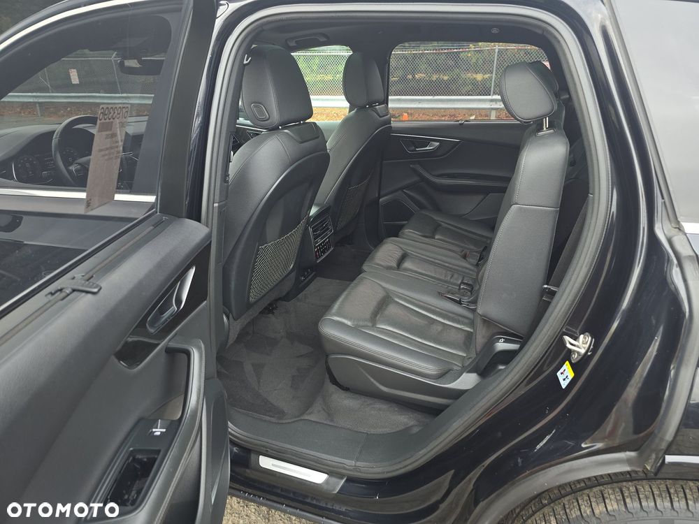 Audi Q7 3.0 TFSI Quattro Tiptronic - 13