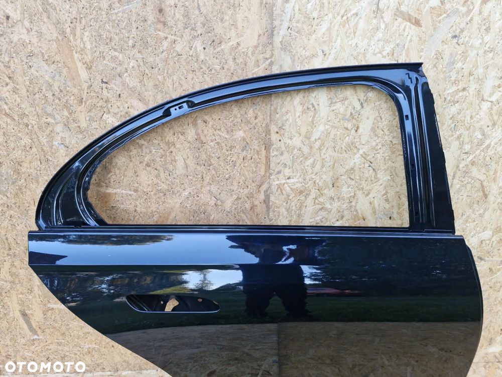 MERCEDES E-KLASA W214 DRZWI PRAWE TYŁ A2147323200 - 4