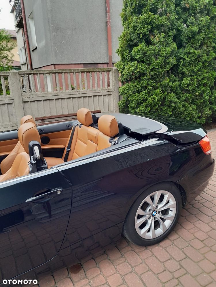 BMW Seria 3 320i - 14