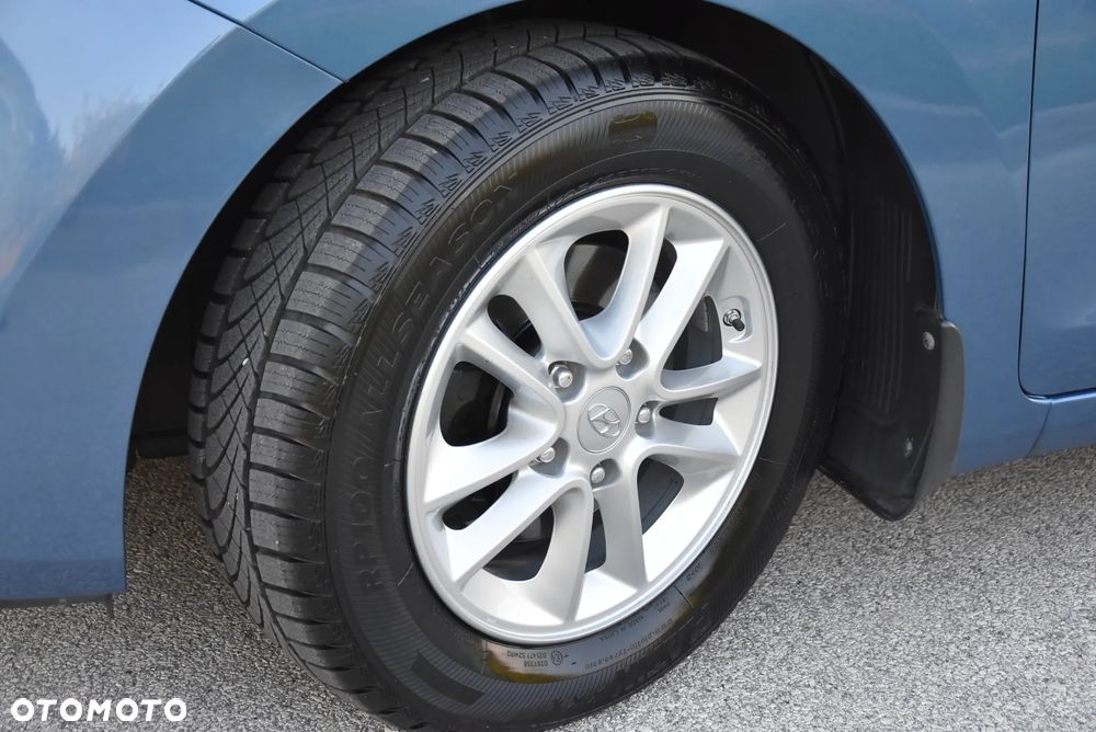 Hyundai i30 blue 1.4 Classic Navigation - 16