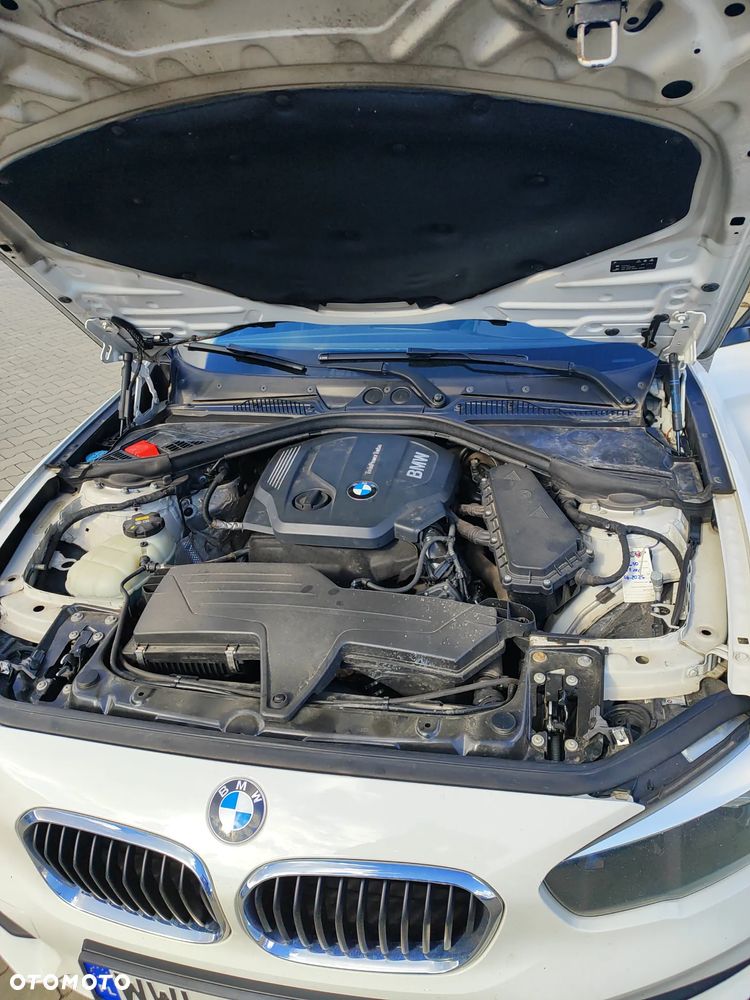 BMW Seria 1 116d - 17