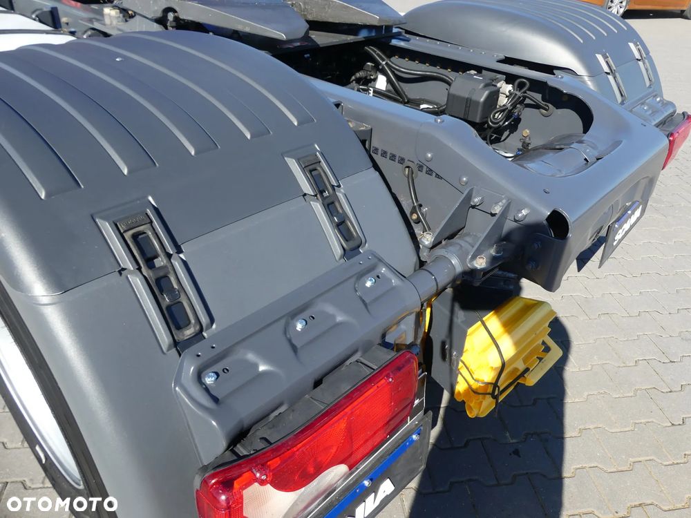 Scania R450 / EURO 6 / RETARDER / STANDARD / AUTOMAT / - 18