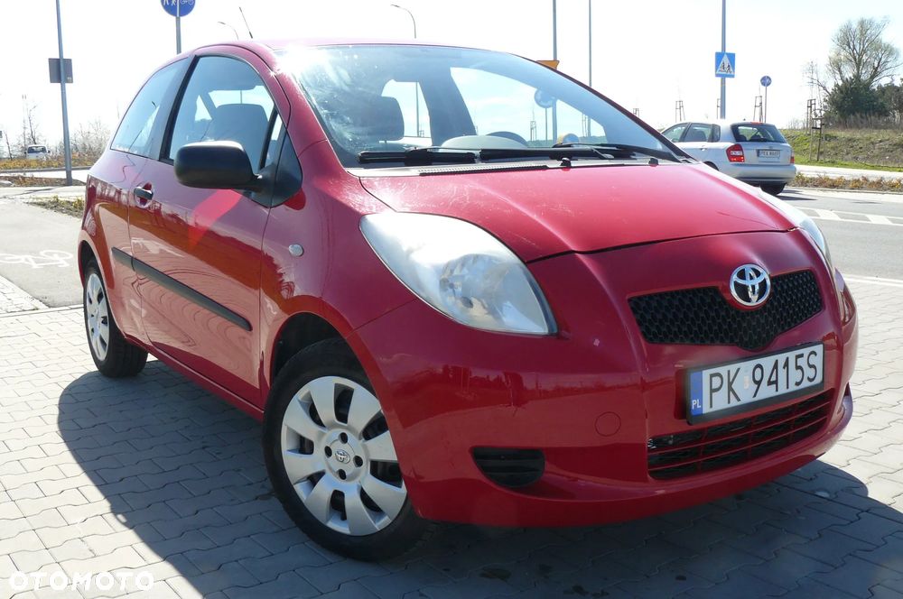 Toyota Yaris - 1