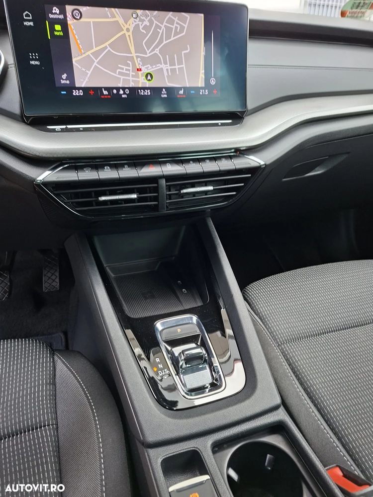 Skoda Octavia Combi 2.0 TDI DSG Style - 24