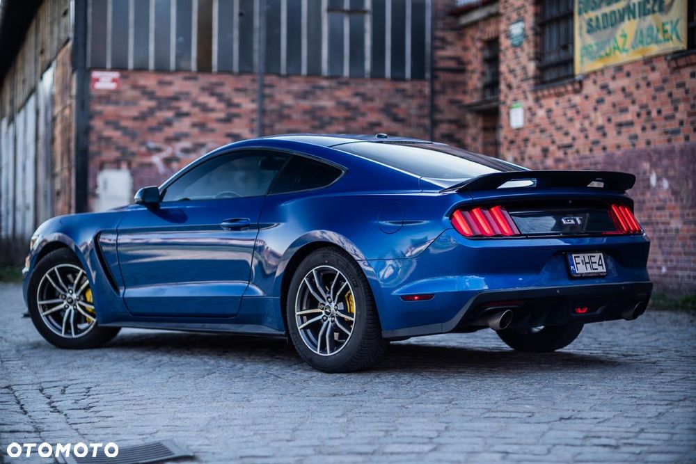 Ford Mustang 5.0 V8 GT - 22