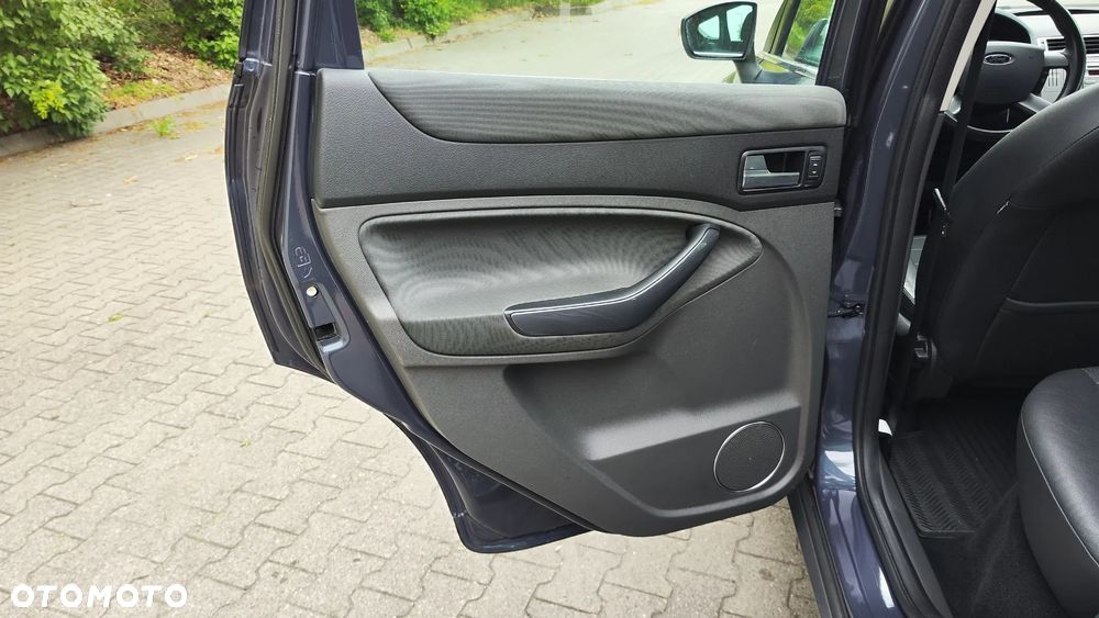 Ford Kuga 2.0 TDCi Titanium - 22