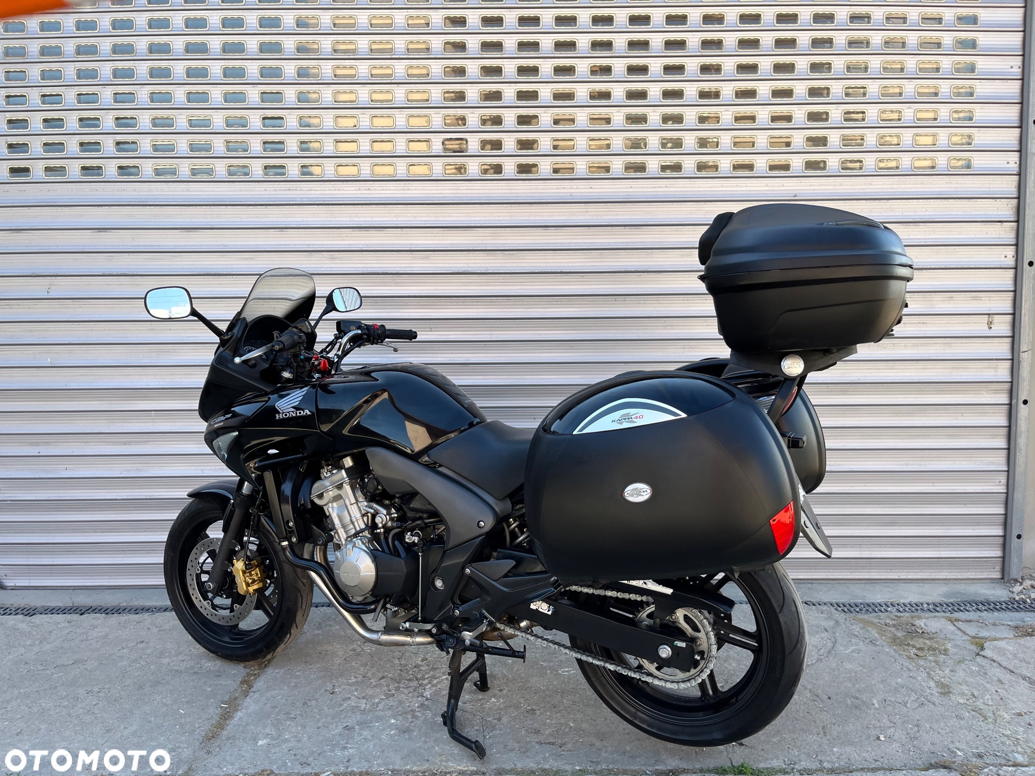 Honda CBF - 32