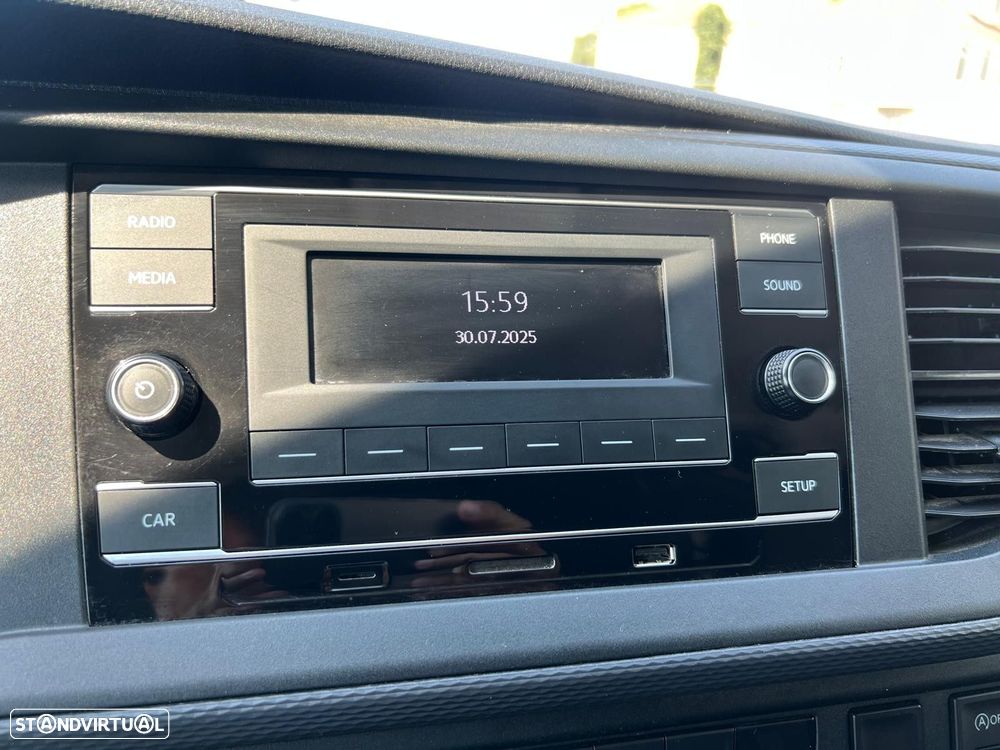 VW Transporter 2.0 TDI Business - 14