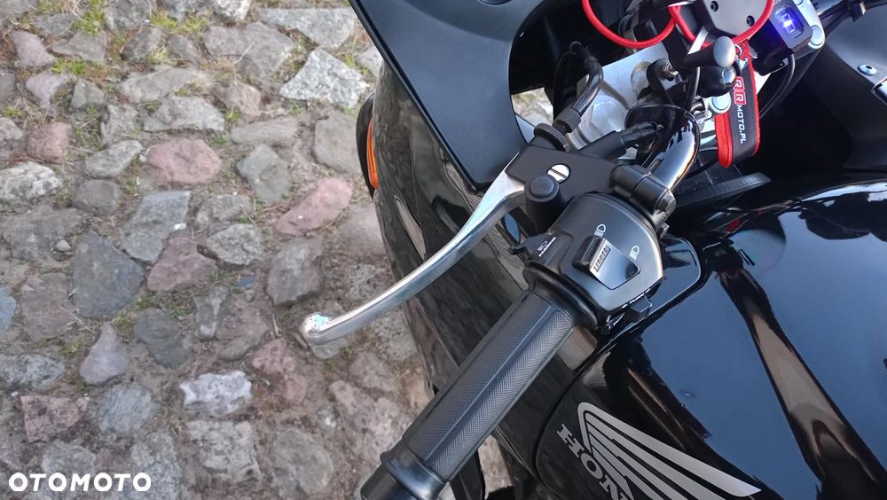 Honda CBF - 7