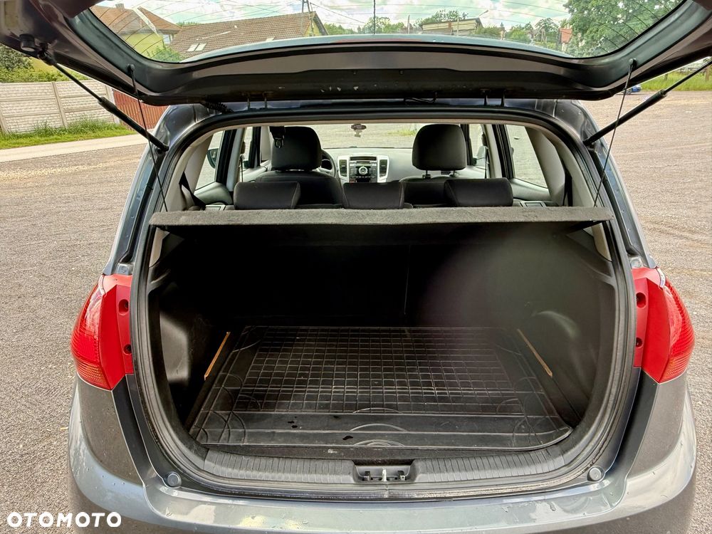 Kia Venga 1.4 CVVT Vision - 17