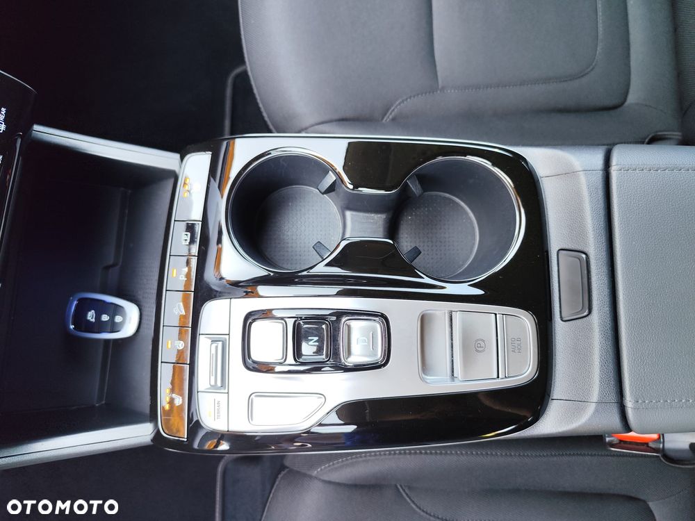 Hyundai Tucson 1.6 T-GDi HEV Executive 4WD - 34