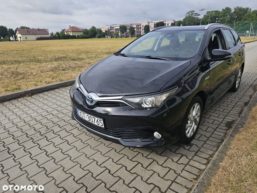 Toyota Auris - 12