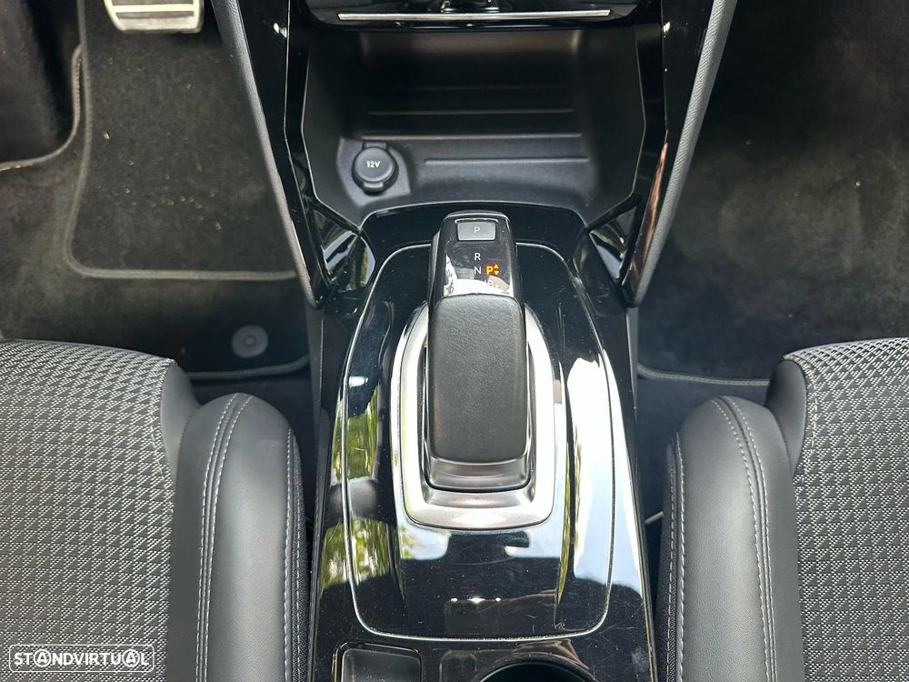 Peugeot e-208 50 kWh GT Line - 33