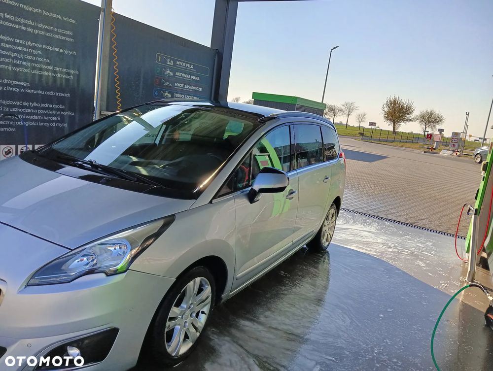 Peugeot 5008 HDI FAP 115 Style - 2