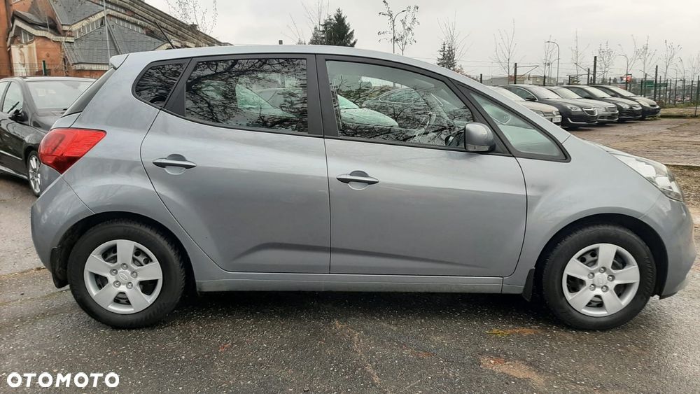 Kia Venga 1.6 Business Line - 6