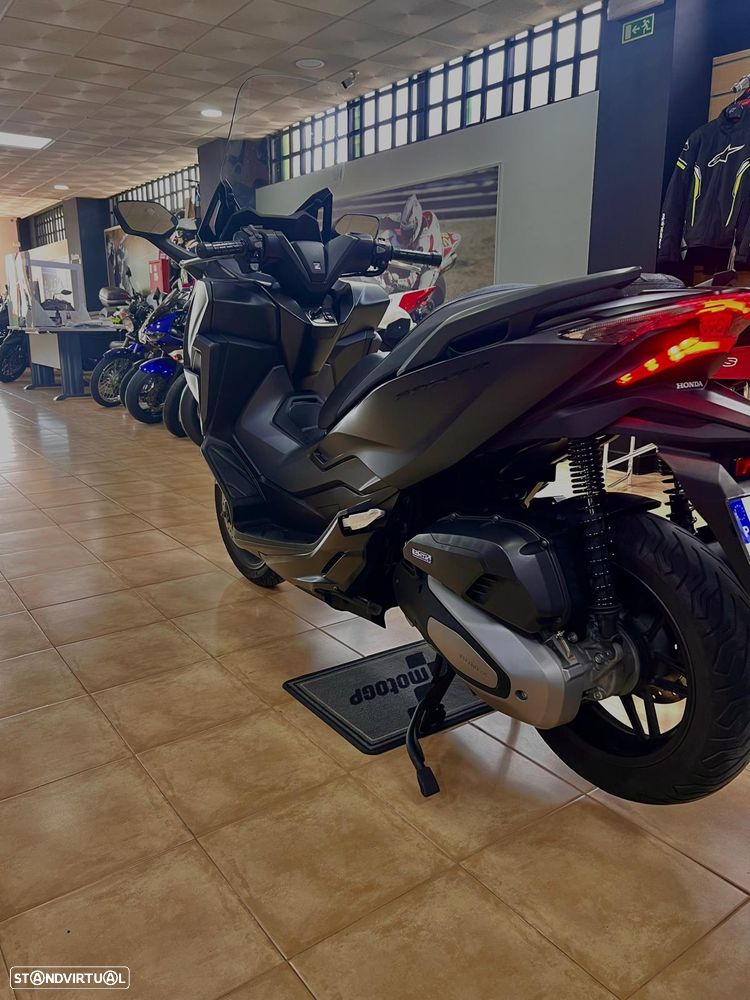 Honda Forza - 8