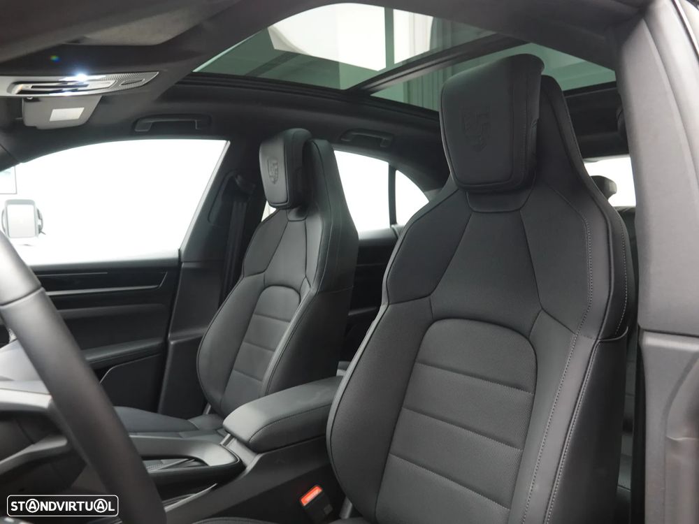 Porsche Macan Electric 4S - 28