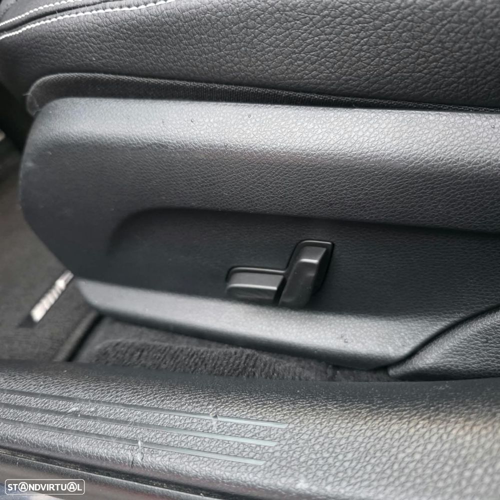 Mercedes-Benz C 200 BlueTEC AMG Line - 20