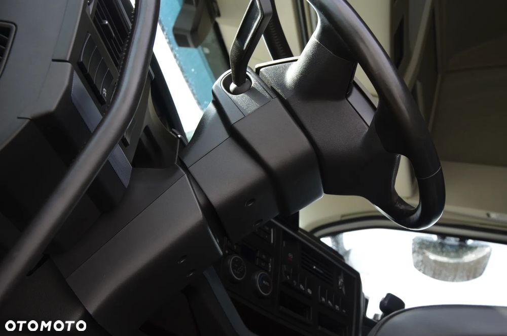 Volvo FH 500 XL NEW / 2023r / FULL LED / 179000km! / PÓŁSKÓRY / RADAR / ASYSTENT / WAGA / 4600 - 18