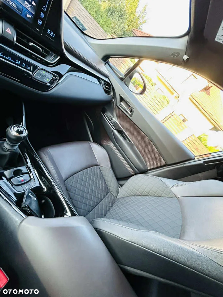 Toyota C-HR 1.2 T Prestige - 9