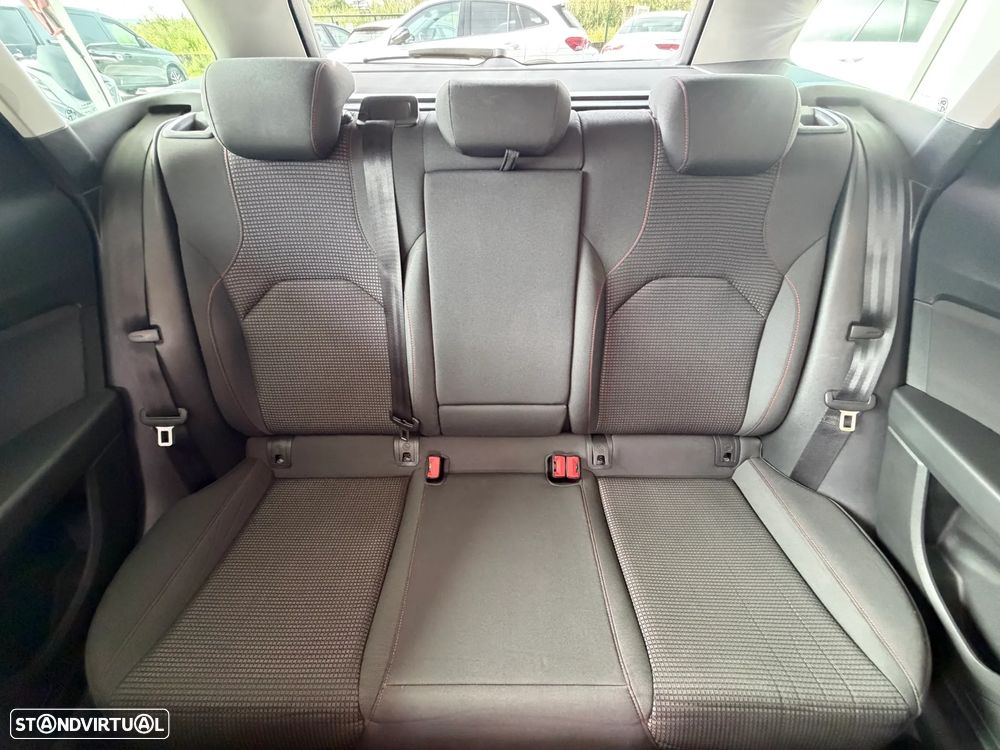 SEAT Leon ST 2.0 TDI FR DSG - 33