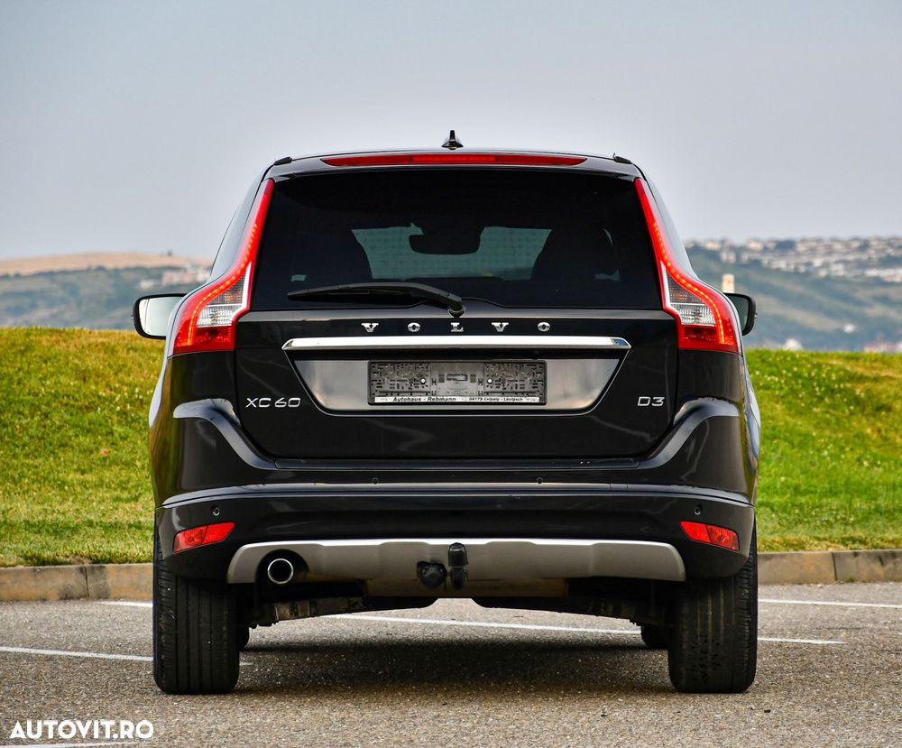 VOLVO XC60 2015 — imagine 10