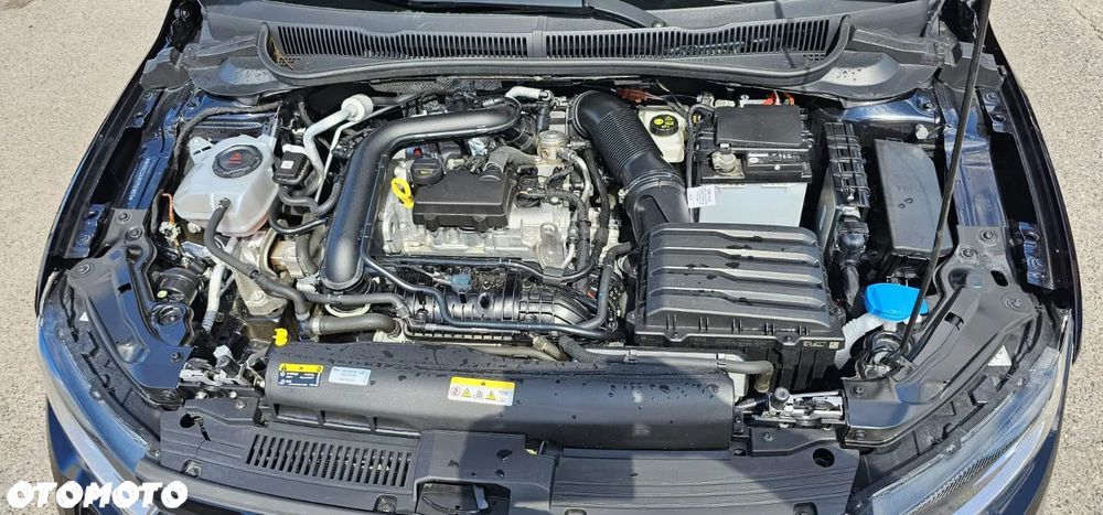 Volkswagen Polo 1.0 TSI R-Line - 23