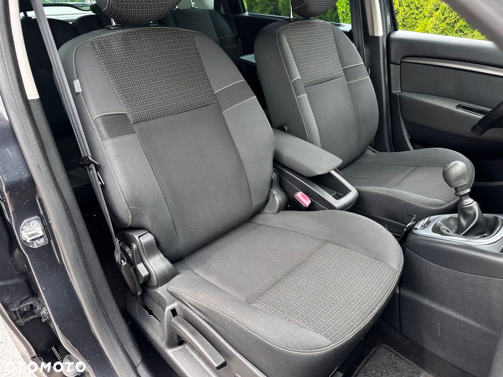 Renault Scenic 1.6 16V 110 Authentique - 28