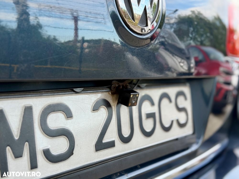 Volkswagen Passat Variant 2.0 TDI Highline - 15