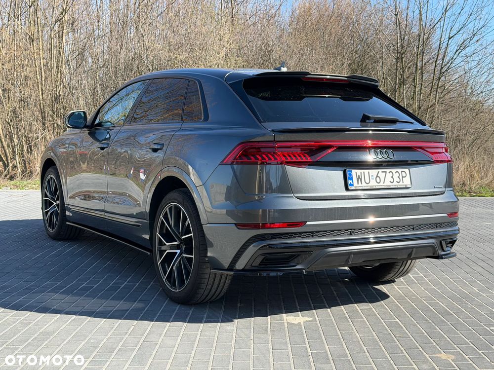 Audi Q8 - 10