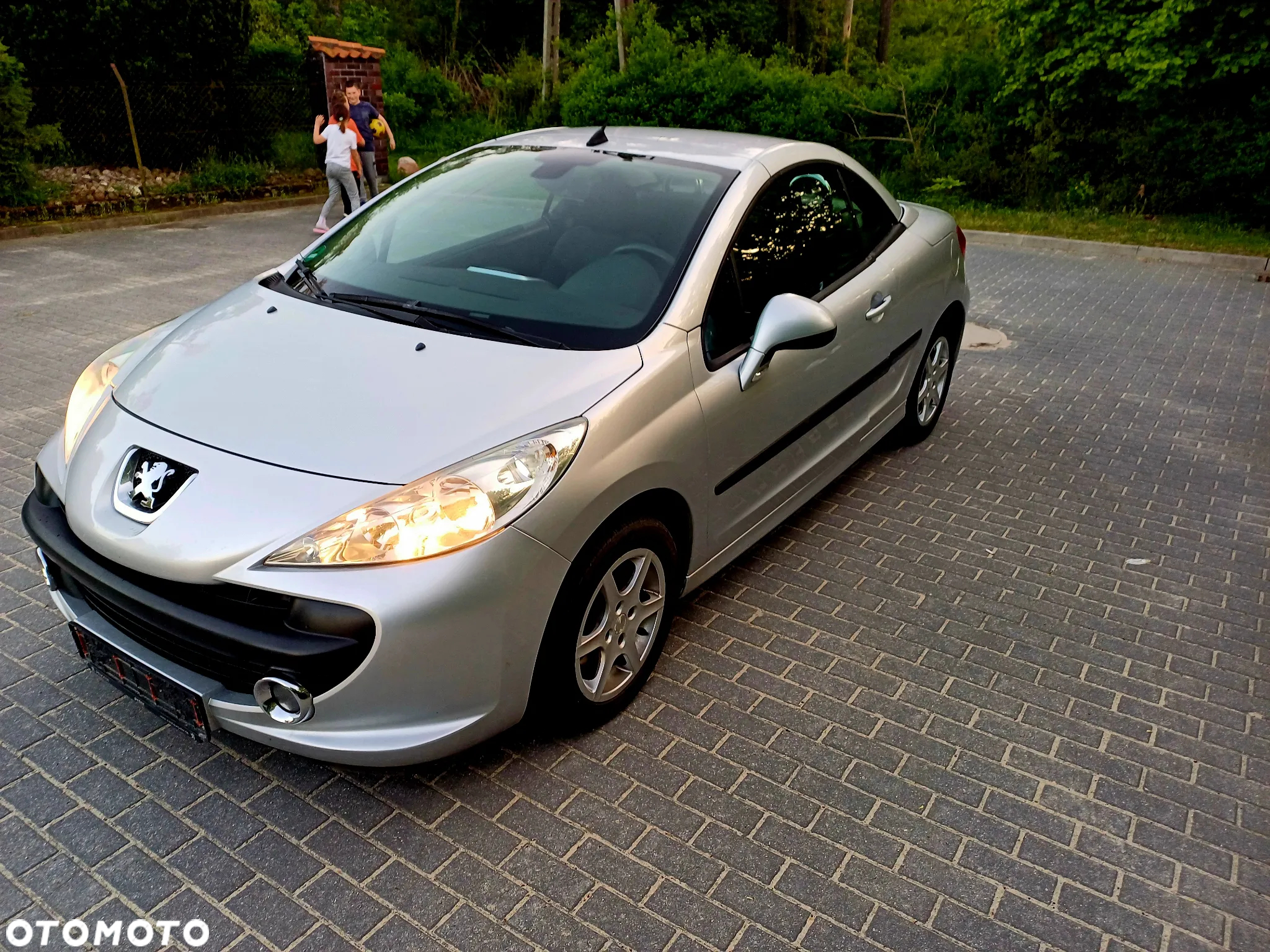 Peugeot 207 CC 120 VTi Active - 14
