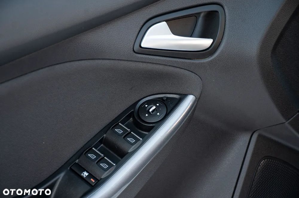 Ford Focus - 27