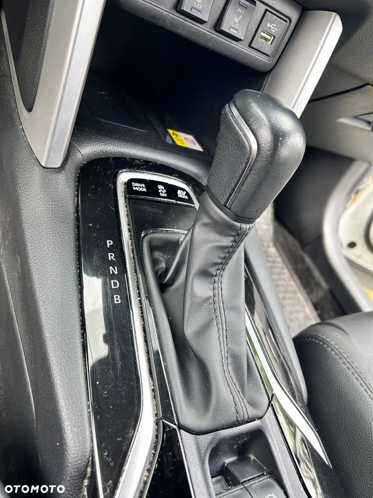Toyota Corolla Cross 2.0 Hybrid Executive - 13
