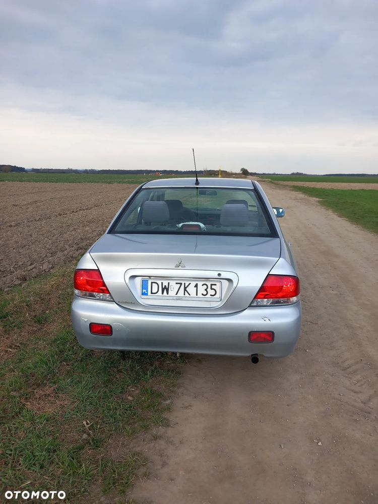 Mitsubishi Lancer 1.6 Comfort - 25