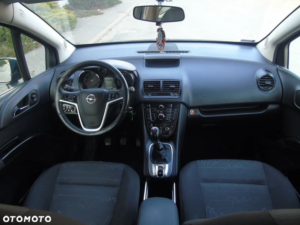 Opel Meriva - 13