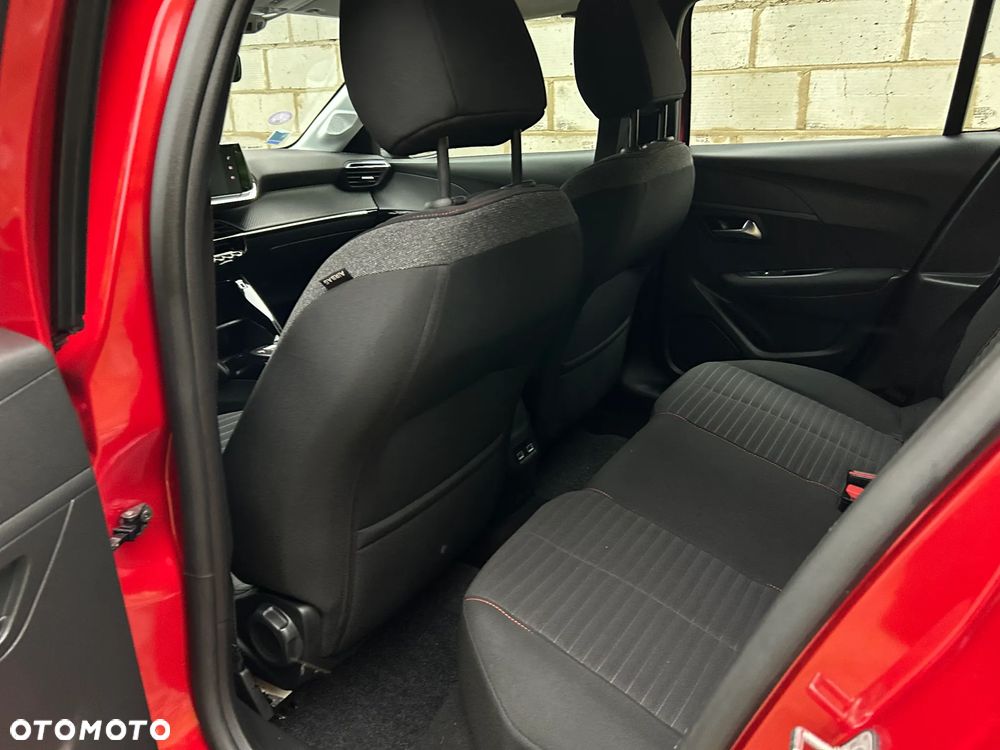 Peugeot 208 PureTech 100 EAT8 Active Pack - 19