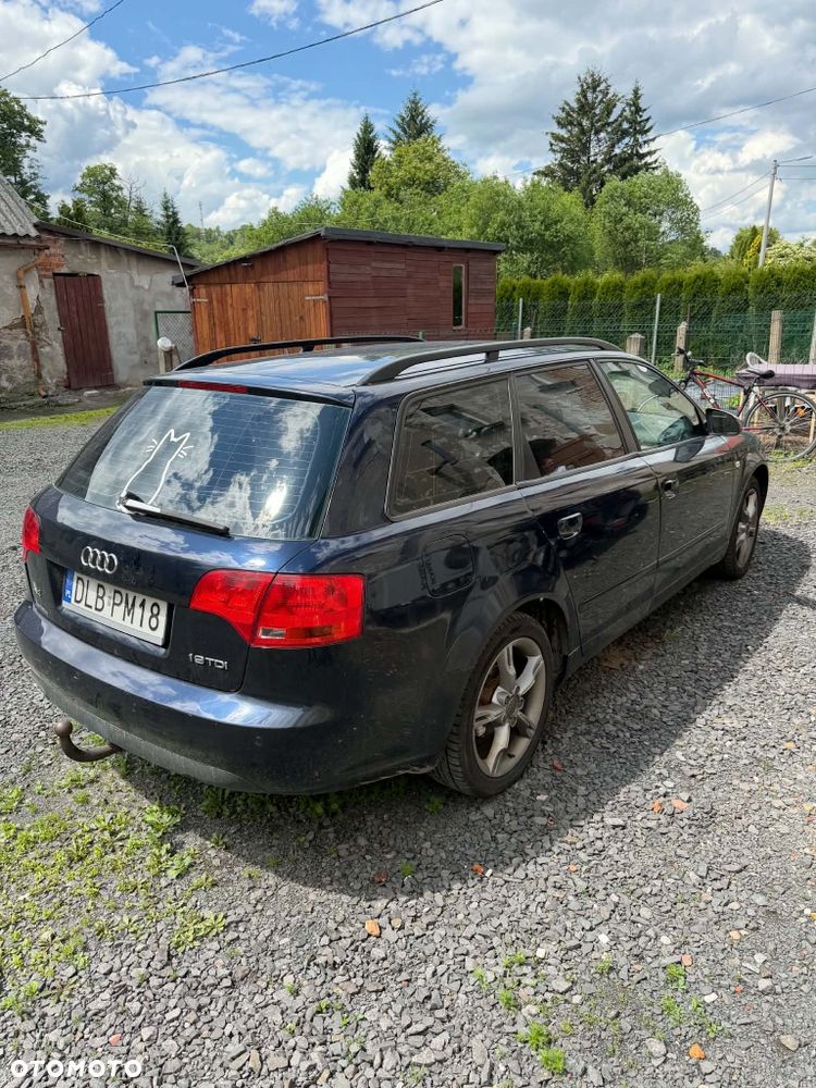 Audi A4 Avant - 4