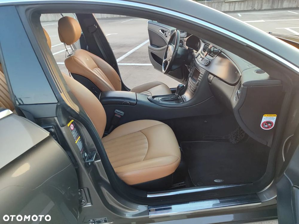 Mercedes-Benz CLS 320 CDI - 13