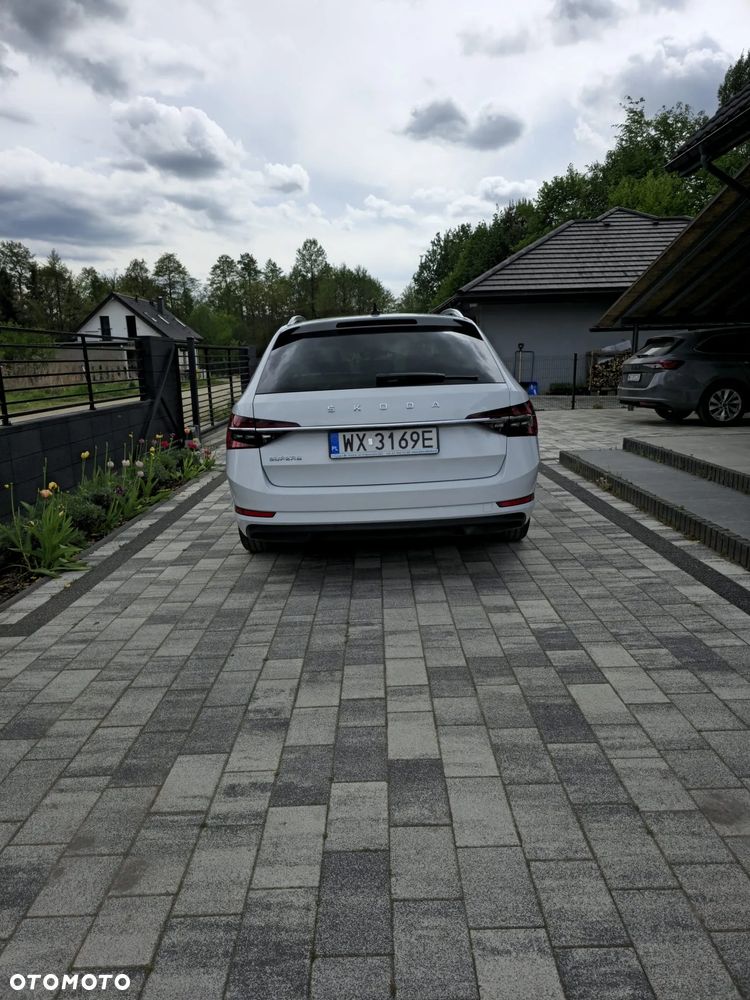 Skoda Superb 2.0 TDI SCR Ambition DSG - 10