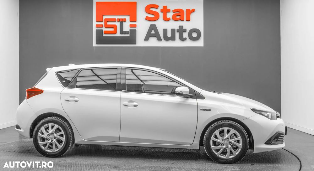 Toyota Auris 1.8 L VVT-i Sol + - 10