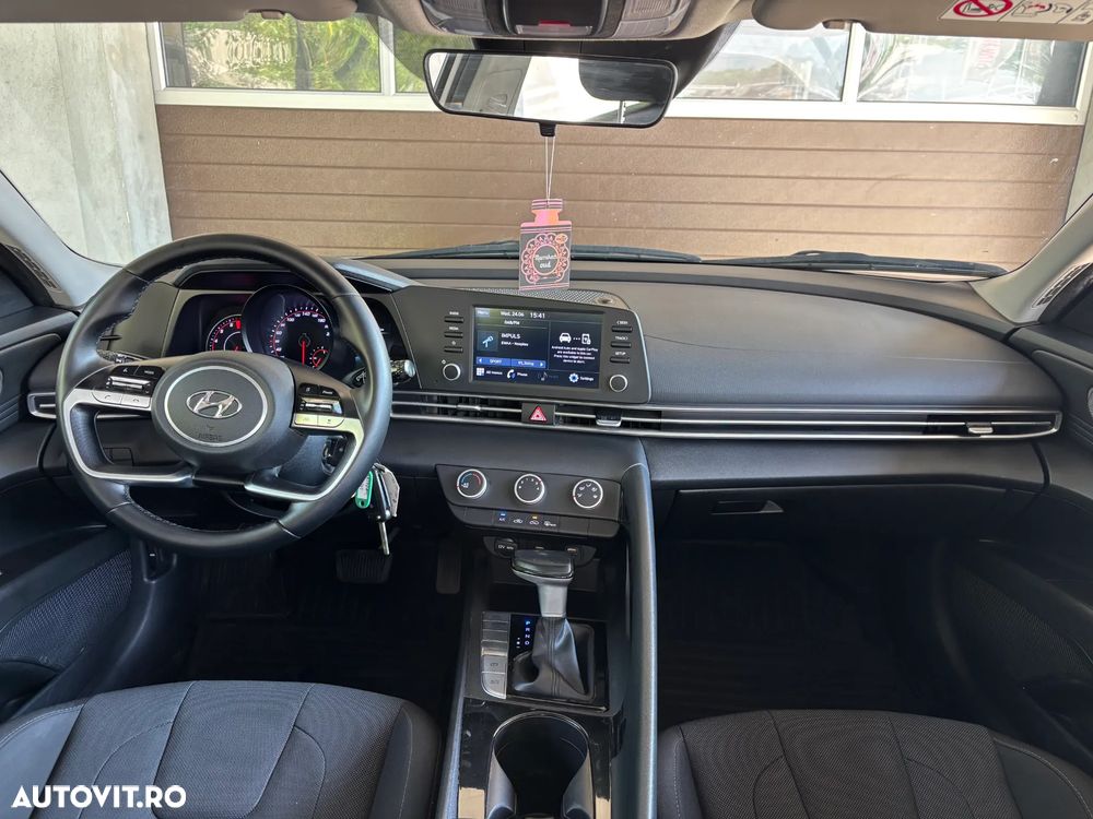HYUNDAI Elantra 2022 — imagine 4