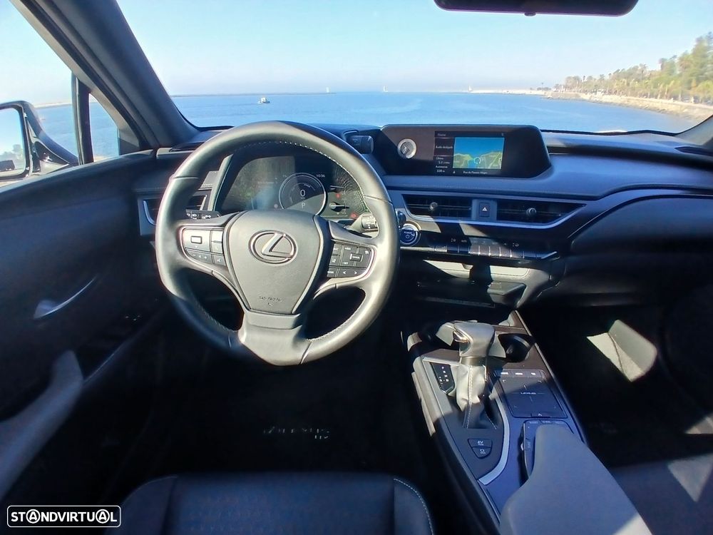 Lexus UX 250h Special Edition (LCA) - 8