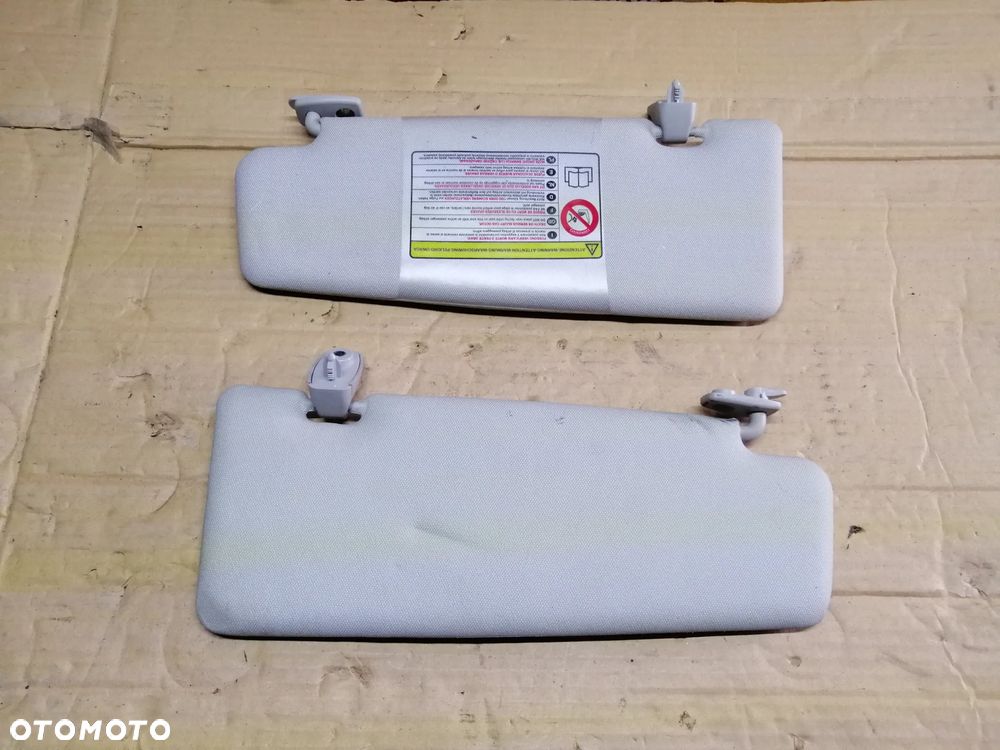 Fiat Bravo II daszki osłony przeciwsłoneczne lampki podsufitki komplet EU - 7