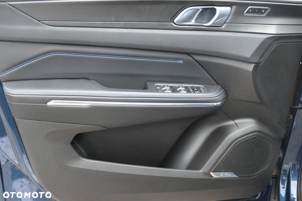 Lynk & Co 01 - 19