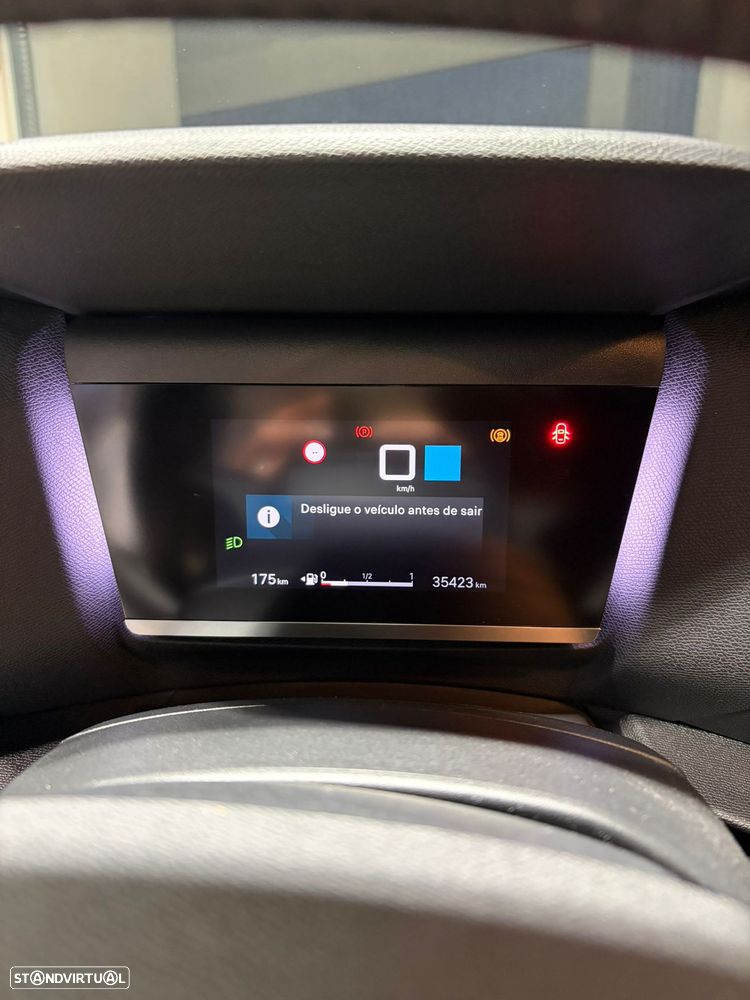 Citroën C4 1.2 PureTech Max - 12