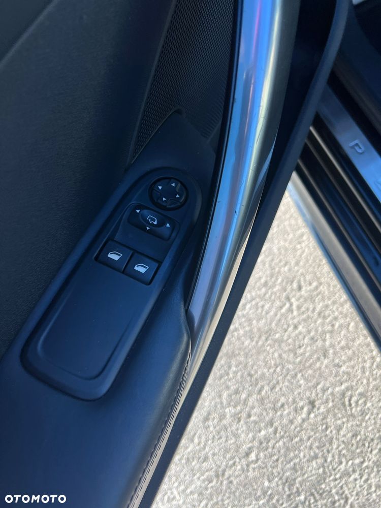 Peugeot RCZ - 11