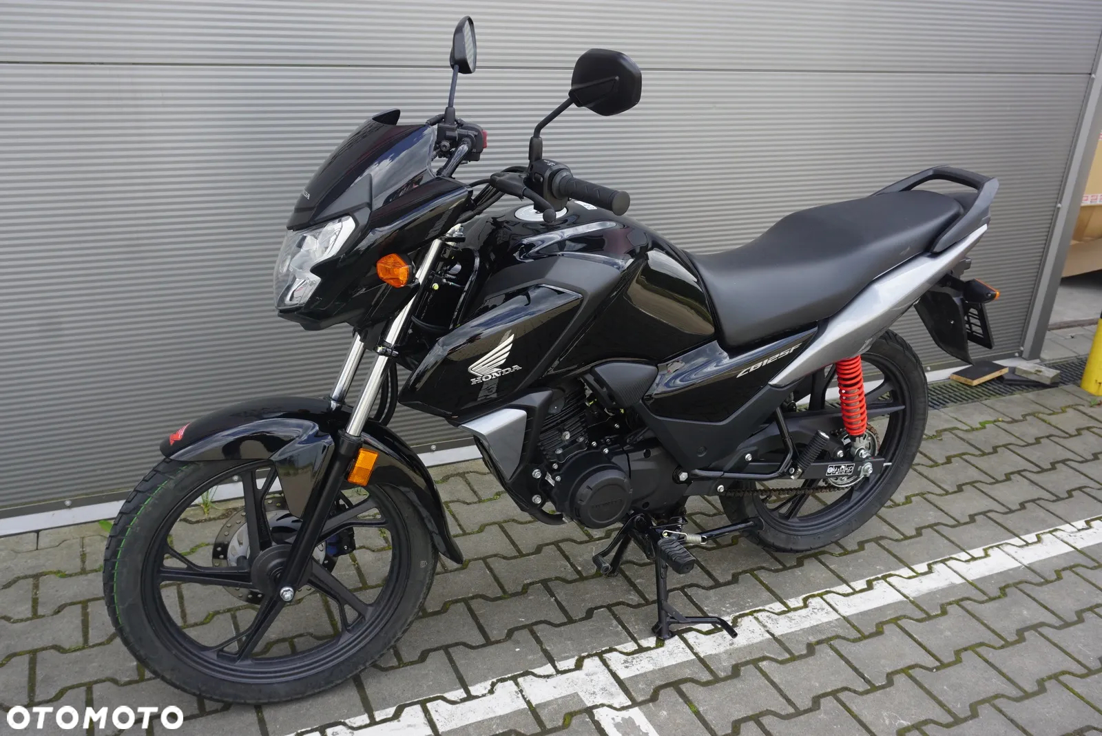 Honda CB - 17
