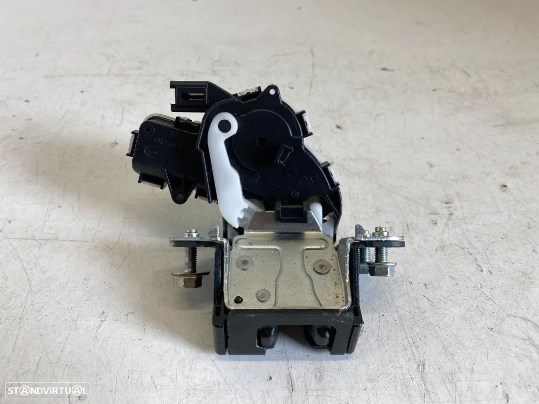 Fecho da mala Mazda 3 CX3 (2014-2018) - 1