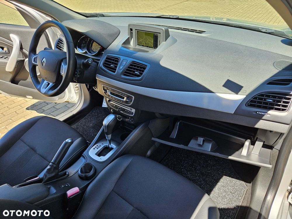Renault Fluence dCi 110 FAP EDC Sportway - 33